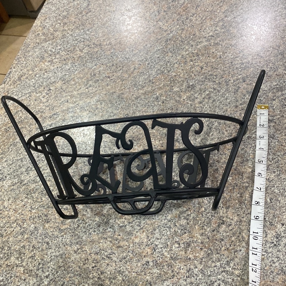 Longaberger wrought Iron treats stand - Picture 6 of 10